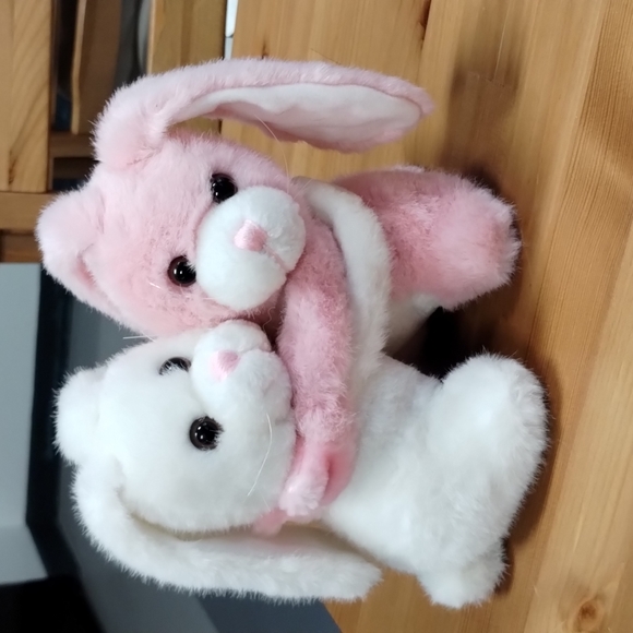 ✓Wishpets Pink  And White Easter Bunnies Hugging Rabbits Stuffed Animal Plush 8" - Picture 3 of 15